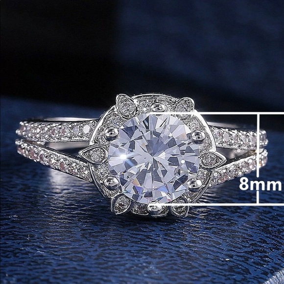 NWT Wht Sapphire Sterling Wedding/Engagement Ring - Picture 3 of 7